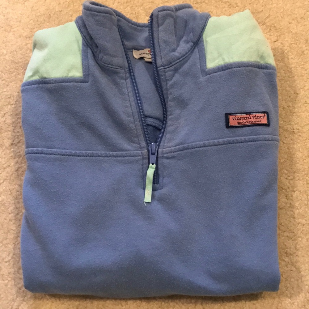Cute vineyard vines shep shirt in good condition